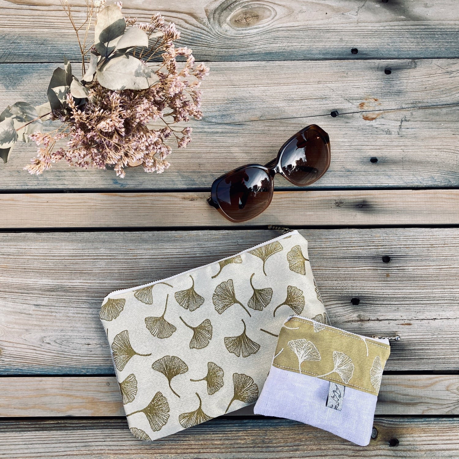 trousse et porte monnaie gingko doré